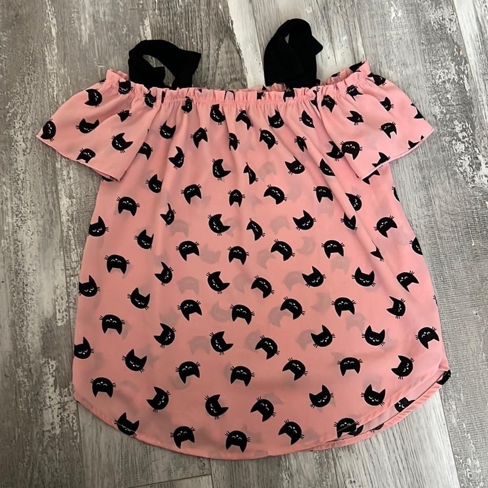 Lily Bleu Cat Top Size Medium 10/12